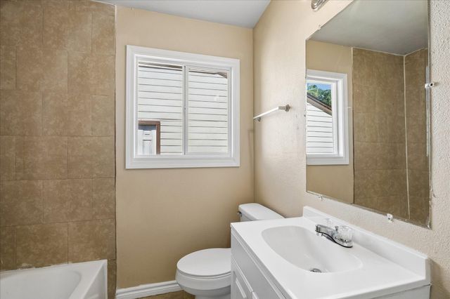 2405 Pomona Drive, Houston, TX 77506