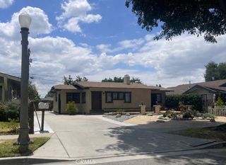 518 King 1/2, Monrovia, CA 91016