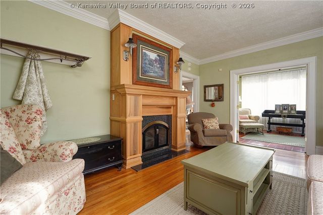 2612 Kanawha Terrace, St Albans, WV 25177