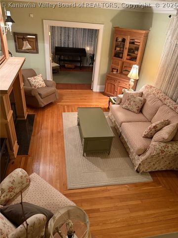 2612 Kanawha Terrace, St Albans, WV 25177