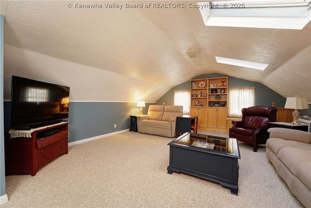 2612 Kanawha Terrace, St Albans, WV 25177