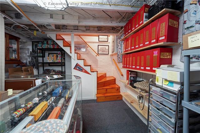 2612 Kanawha Terrace, St Albans, WV 25177