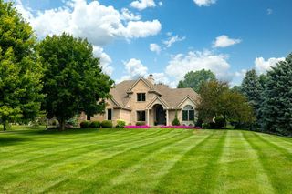 9108 Cambridge Drive, Saline, MI 48176