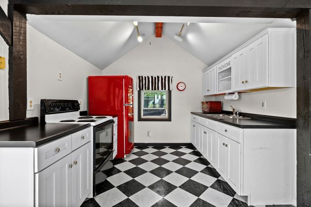 351 Plymouth Street, Middleboro, MA 02346