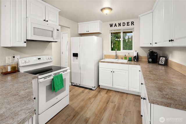 5506 64th Street NE, Marysville, WA 98270