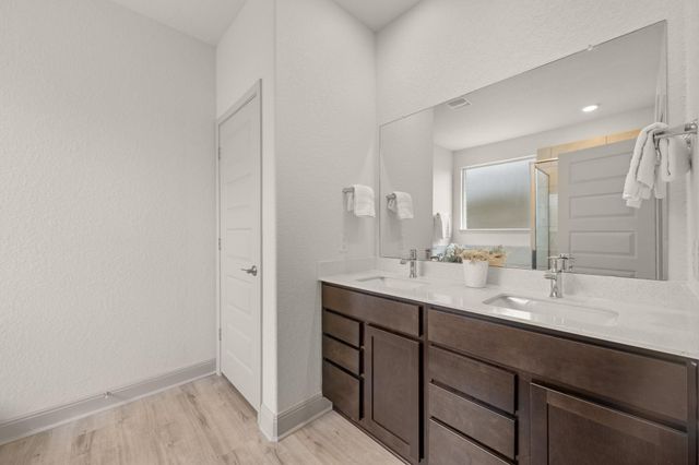 17813 Gilberto DR, Pflugerville, TX 78660