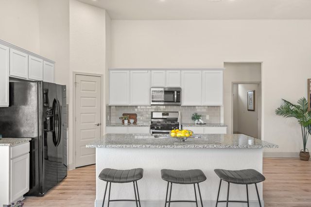 17813 Gilberto DR, Pflugerville, TX 78660