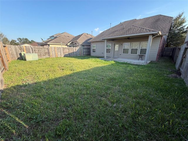 2619 Winding Creek Way, Conroe, TX 77385