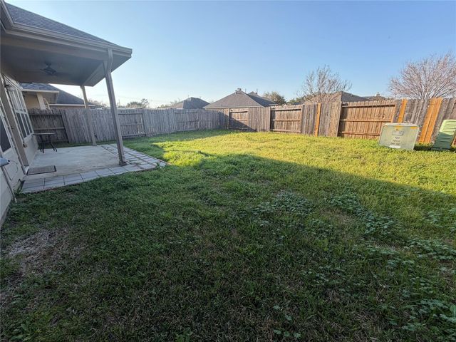 2619 Winding Creek Way, Conroe, TX 77385
