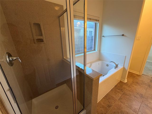 2619 Winding Creek Way, Conroe, TX 77385