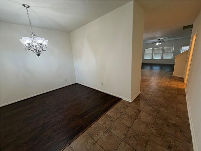 2619 Winding Creek Way, Conroe, TX 77385