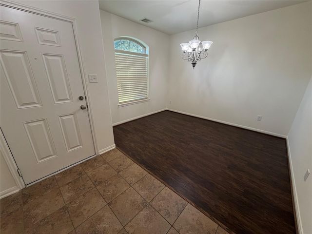 2619 Winding Creek Way, Conroe, TX 77385