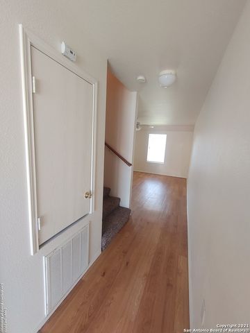 9016 Maverick Draw, San Antonio, TX 78250