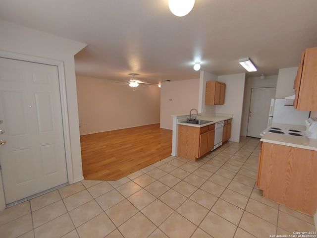 9016 Maverick Draw, San Antonio, TX 78250