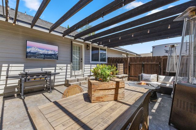 63169 Watercress Way, Bend, OR 97701