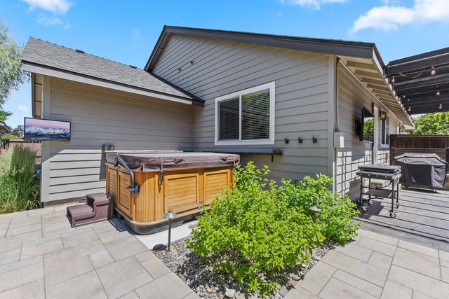 63169 Watercress Way, Bend, OR 97701