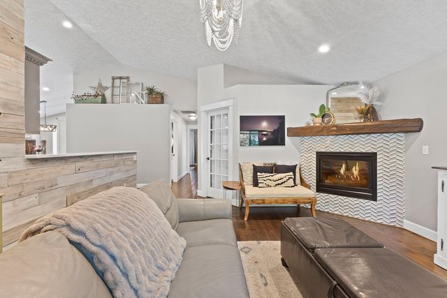 63169 Watercress Way, Bend, OR 97701