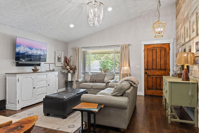 63169 Watercress Way, Bend, OR 97701