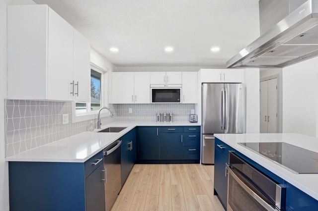 1227 E 36th Ave, Spokane, WA 99203