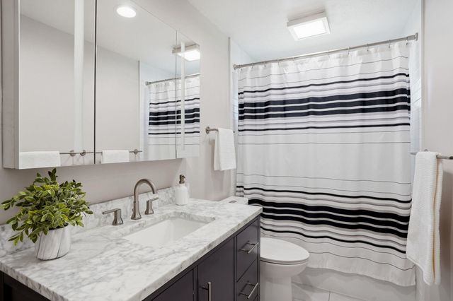 1227 E 36th Ave, Spokane, WA 99203