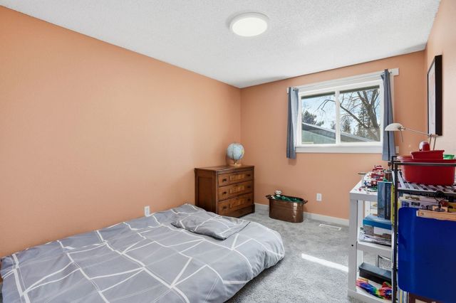 1227 E 36th Ave, Spokane, WA 99203