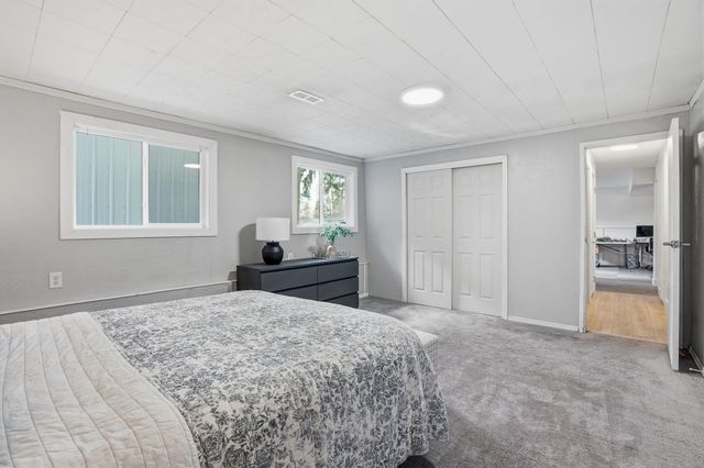 1227 E 36th Ave, Spokane, WA 99203