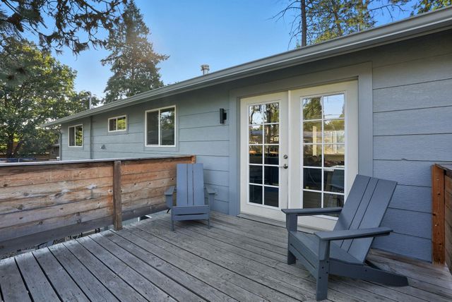 1227 E 36th Ave, Spokane, WA 99203