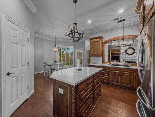 3211 Lake Creek Trail, Mansfield, TX 76063