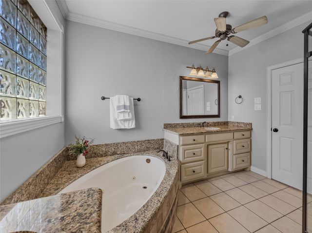 3211 Lake Creek Trail, Mansfield, TX 76063