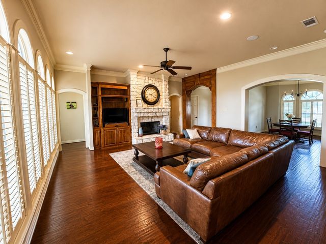 3211 Lake Creek Trail, Mansfield, TX 76063