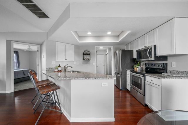 3852 Sandstone Circle, Powell, OH 43065
