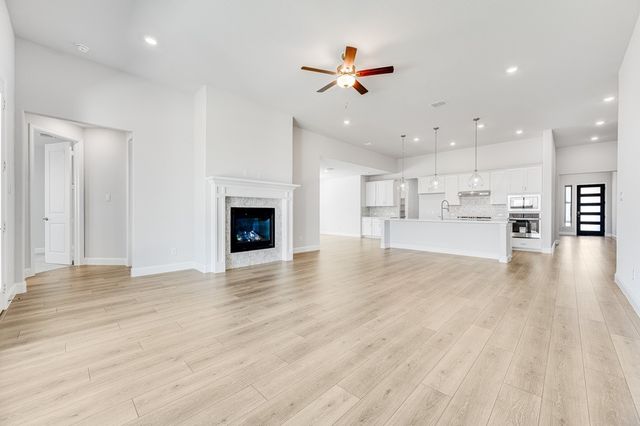 406 Chatham Drive, Little Elm, TX 75068