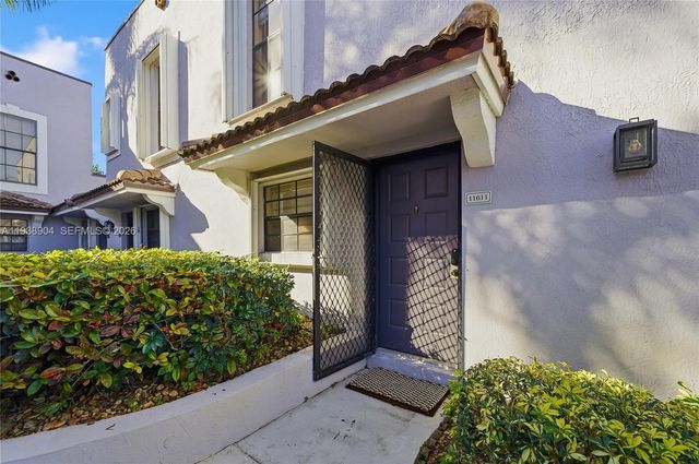 11611 NW 11th St 11611, Pembroke Pines, FL 33026