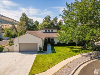 1644 E PEBBLE BEACH CIR, Sandy, UT 84092