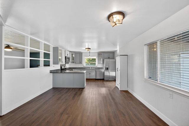 10482 Dattier Ct, Rancho Cordova, CA 95670