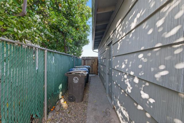 10482 Dattier Ct, Rancho Cordova, CA 95670