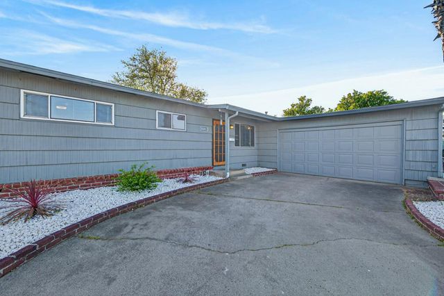 10482 Dattier Ct, Rancho Cordova, CA 95670