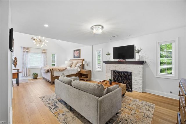 710 Bay Colony DR, Virginia Beach, VA 23451
