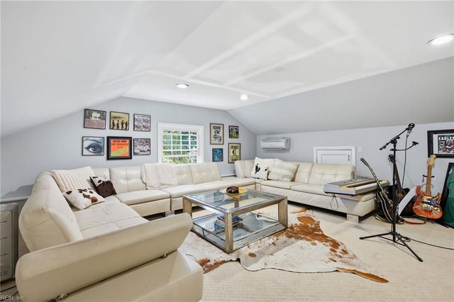 710 Bay Colony DR, Virginia Beach, VA 23451