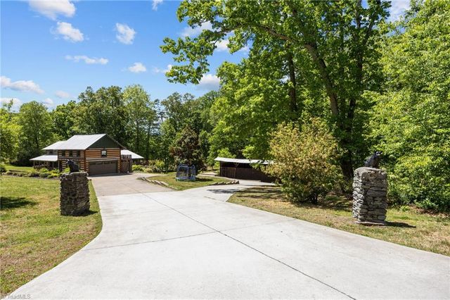 9584 Creek Farm Road, Tobaccoville, NC 27050