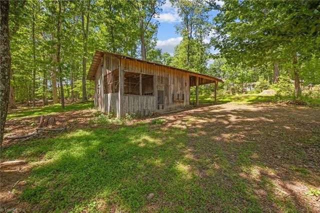 9584 Creek Farm Road, Tobaccoville, NC 27050