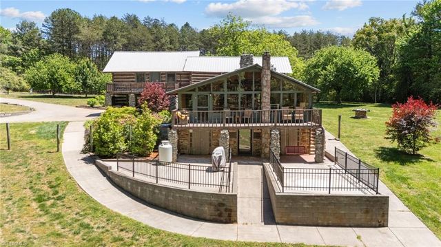 9584 Creek Farm Road, Tobaccoville, NC 27050