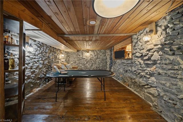 9584 Creek Farm Road, Tobaccoville, NC 27050