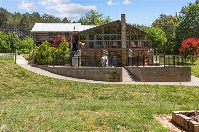 9584 Creek Farm Road, Tobaccoville, NC 27050