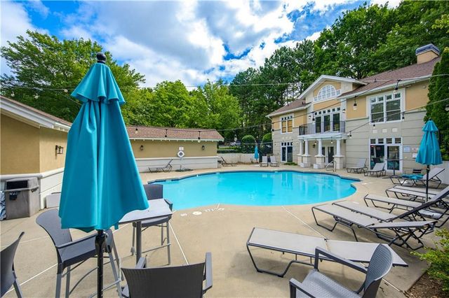 2700 Pine Tree Road NE Unit 2112, Atlanta, GA 30324