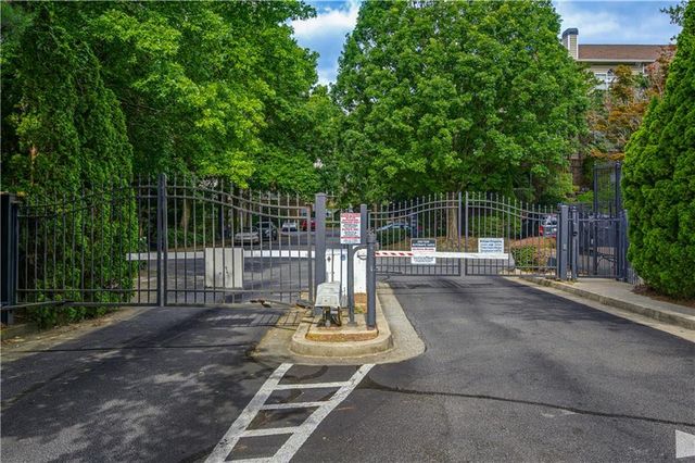 2700 Pine Tree Road NE Unit 2112, Atlanta, GA 30324