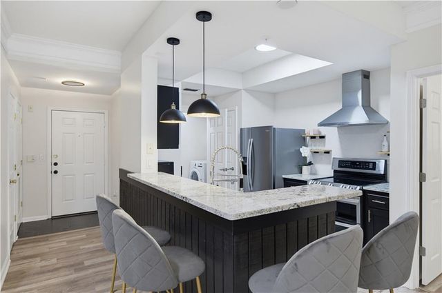 2700 Pine Tree Road NE Unit 2112, Atlanta, GA 30324