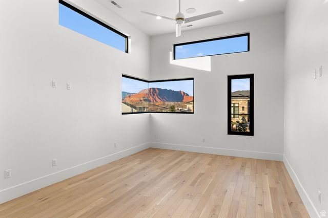 3967 W HILLSIDE WAY, Santa Clara, UT 84765