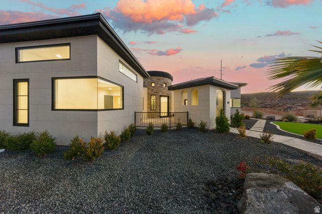 3967 W HILLSIDE WAY, Santa Clara, UT 84765