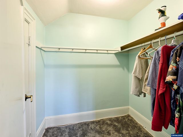 102 E 5th St, Molalla, OR 97038